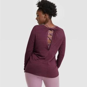 Women's Long Sleeve Open Back Activewear T-Shirt All in One Motion M Mulberry